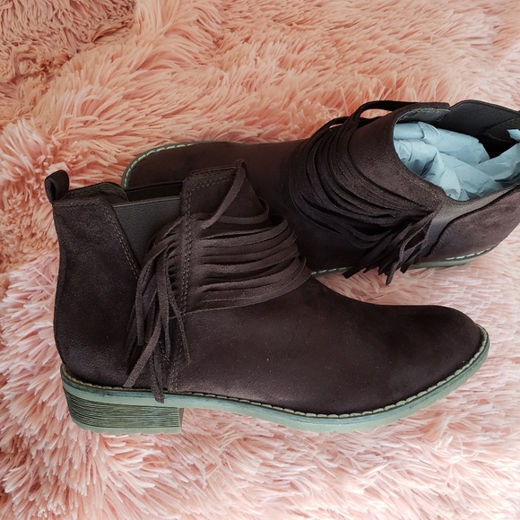 Brown Maya Boot  - Picture 4 of 4